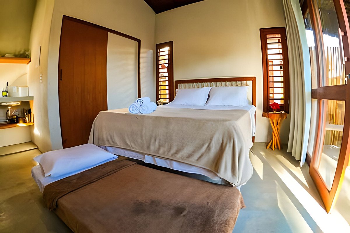 Quarto e cama Queen